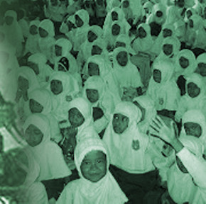 Nyai Khoiriyah Hsyim-ss